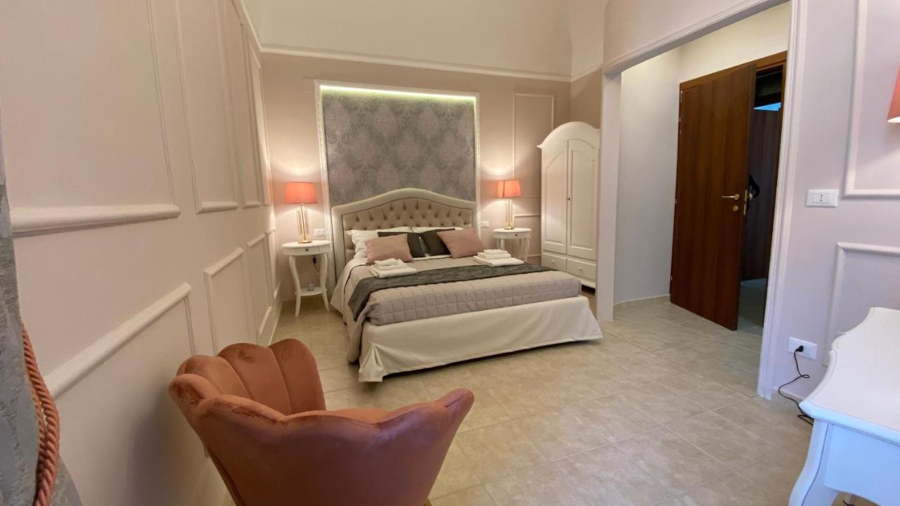ラクイラ Il Sogno Di Hypnos Bed & Breakfast エクステリア 写真