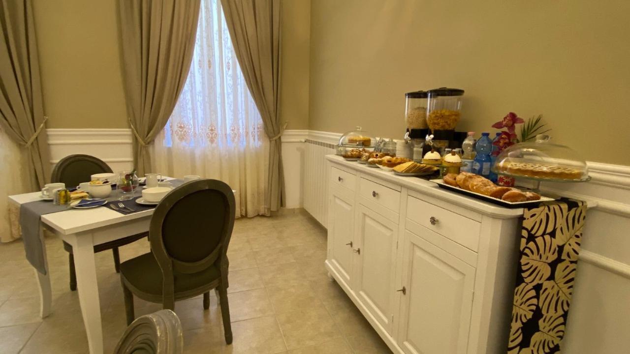 ラクイラ Il Sogno Di Hypnos Bed & Breakfast エクステリア 写真